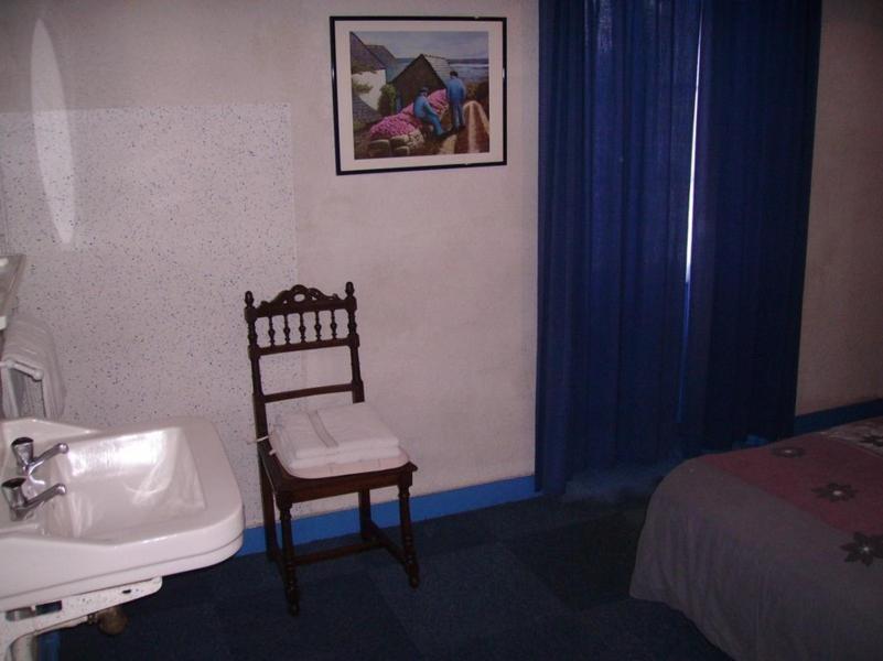 Hotel Du Menhir ロクマリアケール 部屋 写真
