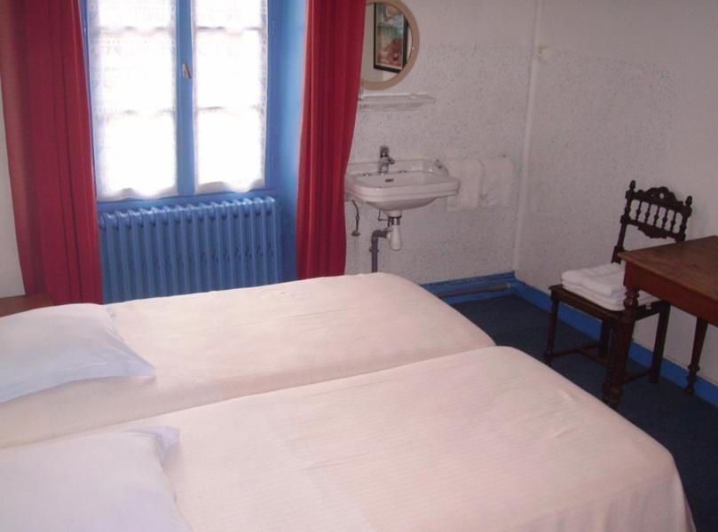 Hotel Du Menhir ロクマリアケール 部屋 写真